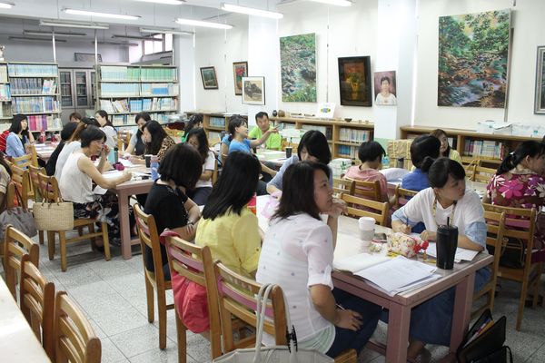 台北市私立新民小學1050823國語研習-繪本1